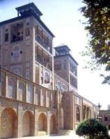 Restoration of the Shams al-Emareh tiles has started/people can see the restoration workshop up close